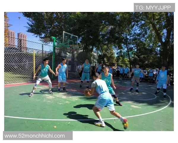 赛后分析：上海篮球队与广州篮球队的技术对决全景回顾